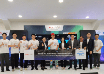 TCL Hadirkan Pengalaman Sinematik di Rumah Lewat TV 98 Inci & 85 Inci Eksklusif di Electronic City