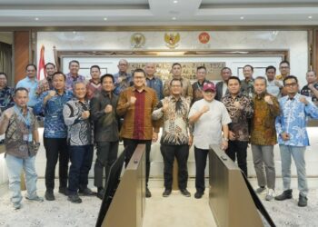 Duduk Bareng Bahas Energi: Haji Jalal Terima Aspirasi Hiswana Migas Yogyakarta, Pertamina, dan ESDM