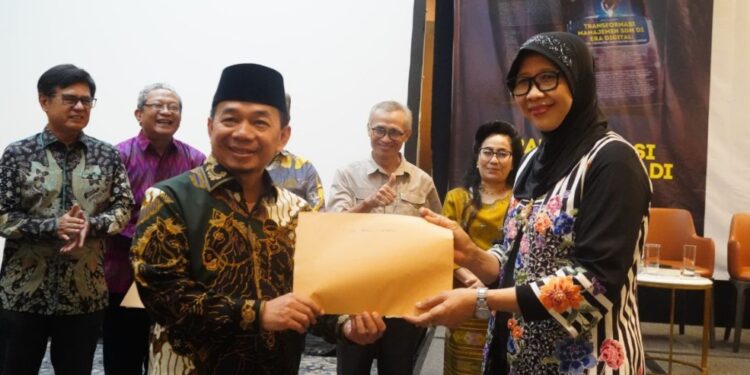 Jazuli Juwaini Terpilih Jadi Ketum Ikatan Doktor Ilmu Manajemen (IKADIM) Indonesia