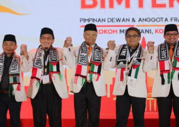 HNW Gema Langit Serukan Perjuangan Gaza di Puncak Milad PKS ke-23: Jangan Pernah Lelah Membela Palestina