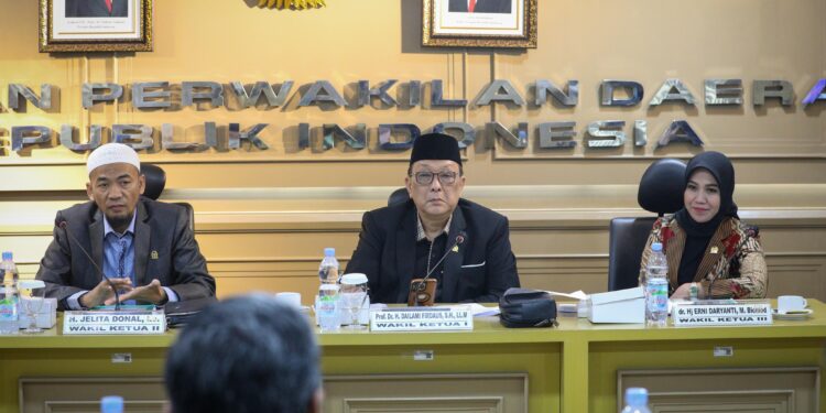 Sertifikasi Halal Bukan Sekadar Label! Ini Senjata Rahasia UMKM Daerah Taklukkan Pasar Dunia dan Lindungi Jutaan Konsumen