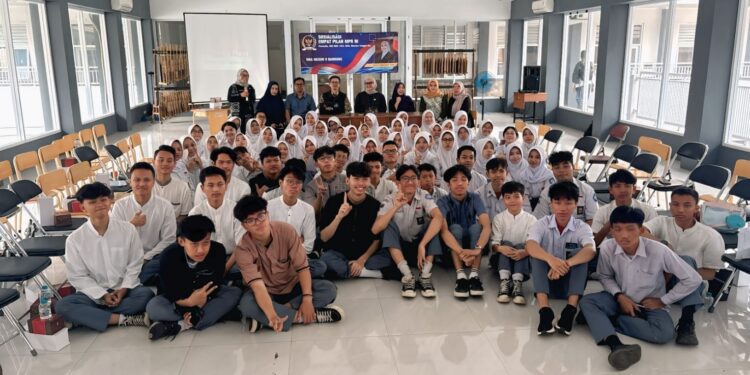 Biar Gak Cuma Hafal Pancasila, Senator Agita Turun ke SMAN 9 Bandung: Bangsa Ini Butuh Pemuda yang Nggak Mudah Baper