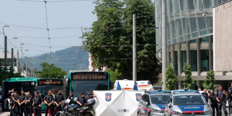 GRAZ BERDUKA! Mantan Siswa Berubah Jadi Penembak Brutal, 10 Tewas, Dunia Syok