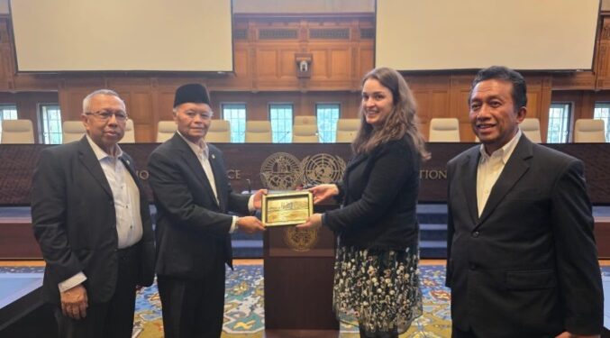 Cucu Mandela, HNW, dan 500 Tokoh Global Kirim Surat ke Trump soal Gaza