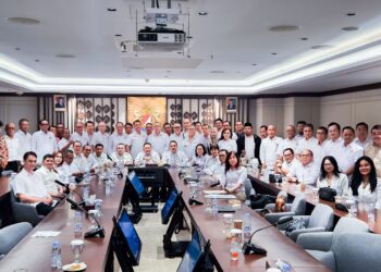 Pimpin Rapat Pleno Koordinator Bidang Polkam KADIN Indonesia, Bamsoet Tegaskan Stabilitas Politik dan Kepastian Hukum Syarat Mutlak Terwujudnya Iklim Usaha dan Investasi yang Sehat