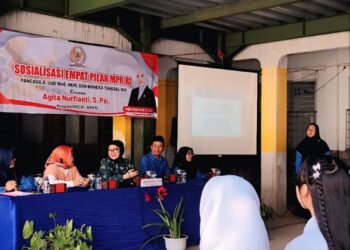 Senator Agita Ajak Para Siswa Manfaatkan Beasiswa Untuk Masa Depan