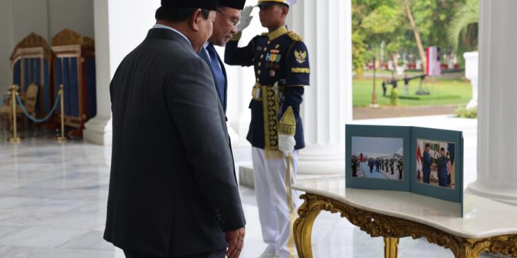 Bertemu Prabowo, PM Anwar Ibrahim Ingin Maksimalkan Potensi Dagang & Investasi