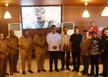 Kolaborasi Jadi Kunci Pembangunan Papua Barat Daya, Wakil Ketua MPR RI dan Gubernur Sepakat Percepat Sinergi