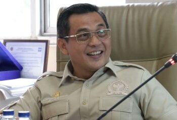 Penduduk Miskin Diklaim Menurun, Bang Azran: Tak Mencerminkan Realita