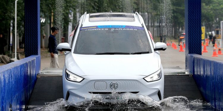Mobil Listrik MG: Baterai Super Tipis, Anti Banjir, Tahan Tusuk & Panas! Teknologi Gila, Diskon Ratusan Juta + Bonus Charger