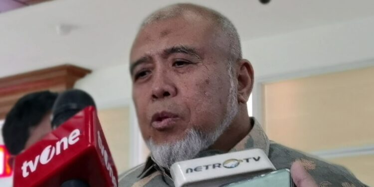 Komisi III DPR Panggil Patrialis Akbar Bahas Putusan MK soal Pemilu Terpisah