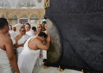 Prabowo Laksanakan Ibadah Umrah dan Sapa Jemaah Indonesia di Mekkah