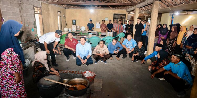 Dorong UMKM Gula Jawa Pacitan Go Digital, IBAS: Lestarikan Tradisional, Tingkatkan Inovasi Penjualan