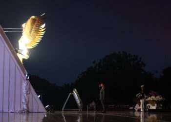 Tengah Malam, Prabowo Pimpin Ziarah dan Renungan Suci Kenang Jasa Para Pahlawan