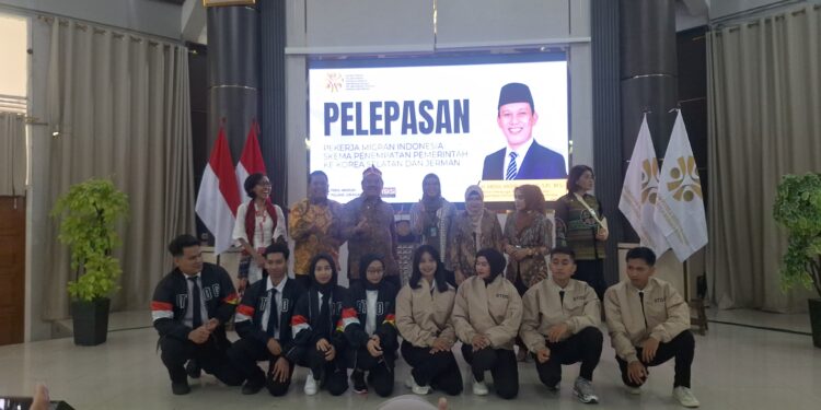 KP2MI Lepas 202 Pekerja Migran ke Korea Selatan dan Jerman, Siap Harumkan Nama Bangsa