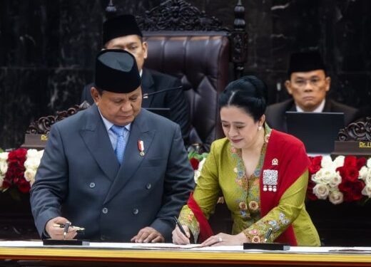 Terima Nota Keuangan dari Prabowo, Puan Ungkap K/L Sering Curhat ke DPR Soal ‘Cinta Segitiga’ Kelola Anggaran