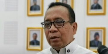 Menko PMK Tersenyum Sambil Akui Ngantuk saat Ditanya Kasus Balita Meninggal karena Cacingan