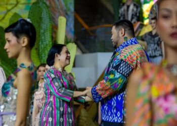 Puan Maharani Dukung Ivan Gunawan Luncurkan NusaNova: Wastra Nusantara Siap Tembus Dunia