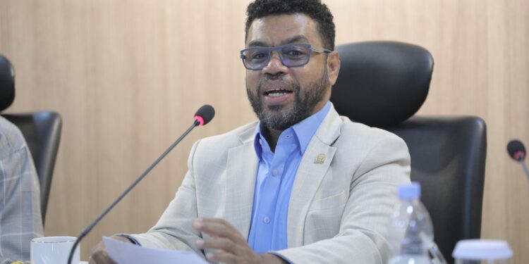 Filep Wamafma: Problematika Pekerja Papua di BP Tangguh Akibat Pengabaian Atas Laporan Independen TIAP