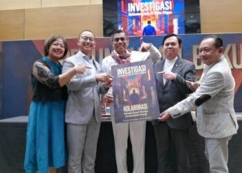 Lewat Buku, Hinca Minta Presiden Bongkar Belantara Izin Migas di Indonesia