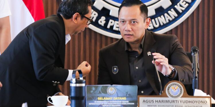 Gelar Rapat Pimpinan, Menko AHY Minta Jajaran Kemenko Infra Fokus Tuntaskan Program Infrastruktur Sesuai Arahan Presiden Prabowo