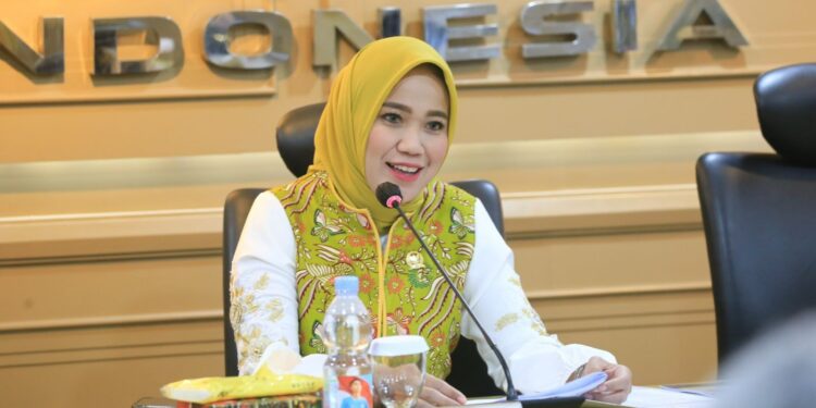 Wakil Ketua Komite III DPD RI Tegaskan Perlunya Pendekatan Rehabilitasi bagi Korban dan Pengguna Narkoba dalam Rapat Kerja dengan Kepala BNN