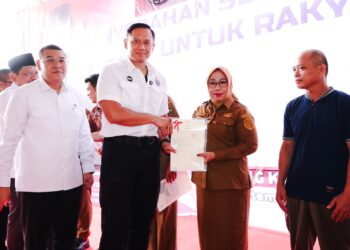 Serahkan Sertipikat Tanah di Bengkulu, Menko AHY Tegaskan Kepastian Hukum dan Dorong Pemanfaatan Aset Produktif