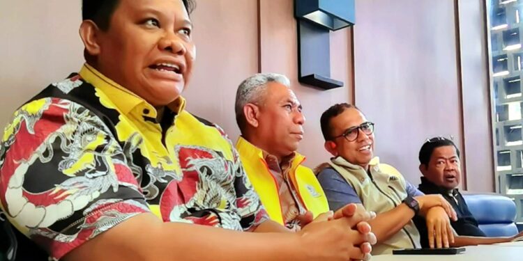 Bahlil Lahadalia Ajak Papua Bersatu Usai MK Tolak Gugatan PSU, Mathius–Aryoko Resmi Jadi Gubernur dan Wakil Gubernur Terpilih 2025–2030
