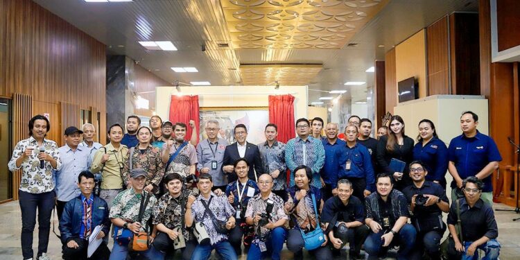 Pameran Foto dan AJK ke-5, Ketua KWP Ariawan Dorong Publikasi Karya Jurnalis Parlemen
