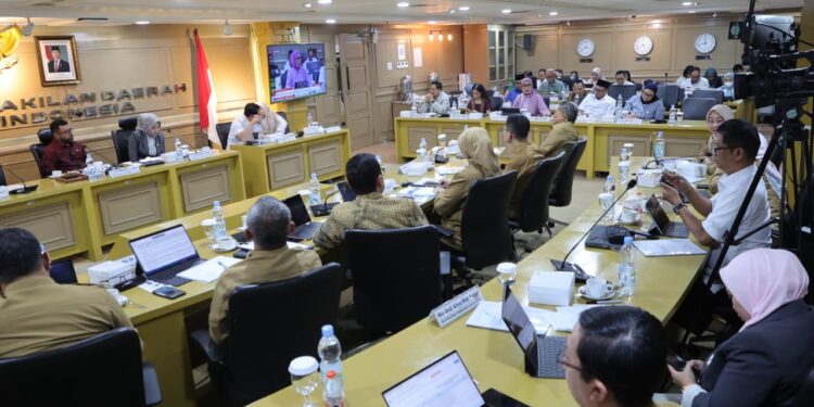 Komite III DPD RI: Penderita Obesitas dan Diabetes Meningkat Akibat Konsumsi Minuman Kemasan Perlu Perhatian Serius BPOM