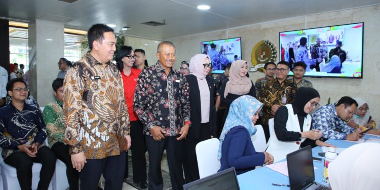 HUT ke-21, DPD RI Gelar Aksi “Senator Peduli Donor Darah” Bersama PMI
