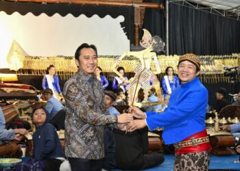 Pagelaran Wayang Kulit, Ibas : Seni Budaya Wayang Kulit Harus Terus Dilestarikan