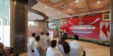 Prabowo Bongkar Fakta Mengejutkan: Rp13,2 Triliun Uang Negara Berhasil Diselamatkan, Tapi Pesannya Soal Koruptor Bikin Merinding