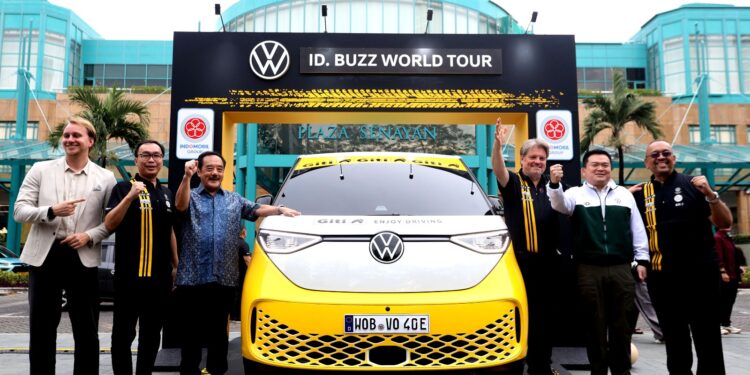 Volkswagen ID. BUZZ Taklukkan Dunia, Kini Melaju di Jalanan Indonesia