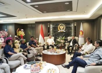 Mensesneg dan Seskab Hadiri Rapat Kerja Bersama Pimpinan DPR Bahas Kebijakan Hukum, Keamanan, dan Evaluasi APBN 2025