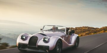Morgan SuperSport Turbo: Mobil Retro Inggris yang Siap Bikin Kamu Nengok Dua Kali