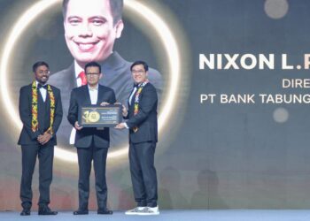 Direktur Utama BTN Raih Penghargaan di Golden Property Award