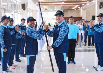 Lepas Kontingen PORNAS KORPRI XVII, Sekjen DPD RI: Tunjukkan Semangat Juang dan Sportivitas