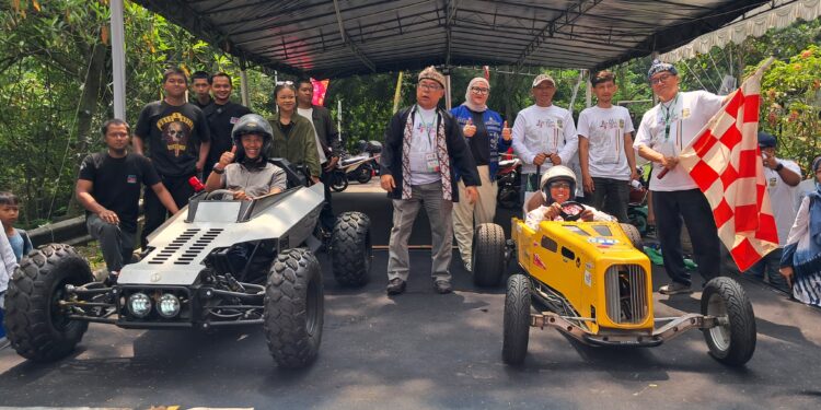 Senator Agita Buka Lomba Kereta Peti Sabun DAMAS XII 2025 di Pasar Seni ITB