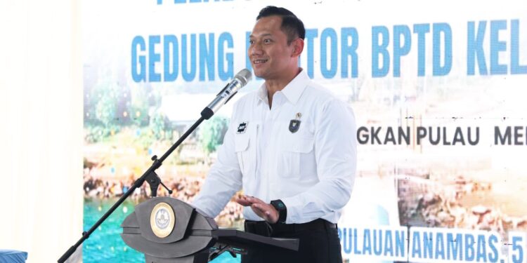 Resmikan Pelabuhan Penyeberangan di Kepulauan Anambas, Menko AHY Tegaskan Wujud Nyata Negara Hadir untuk Konektivitas dan Kesejahteraan