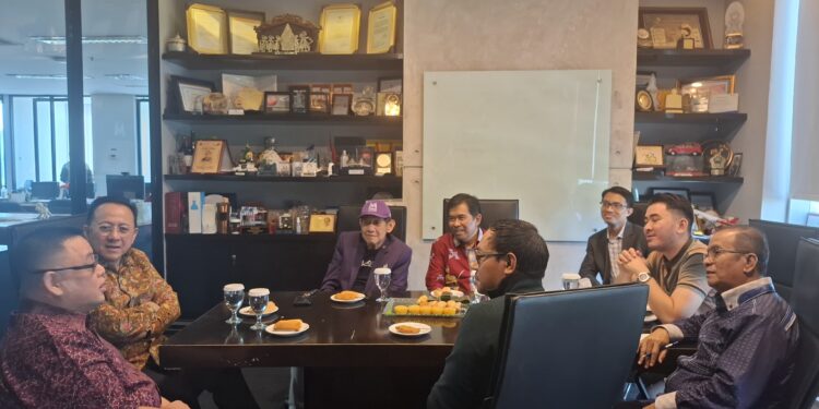 Irman Gusman Dorong TransNusa Buka Rute Bali–Padang untuk Dongkrak Pariwisata Sumatera Barat dan Mentawai