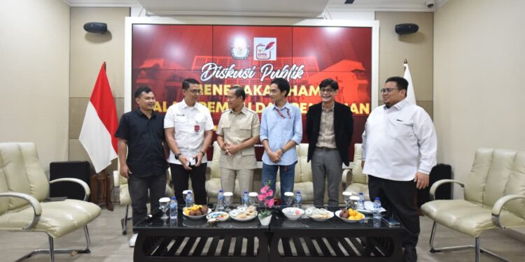 Komisi II DPR Soroti Pemilu 2029: Tantangan Hak Pemilih Diprediksi Meningkat