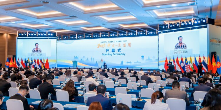 Yorrys Raweyai Tekankan Inovasi dan Konektivitas sebagai Pilar Modernisasi Kawasan