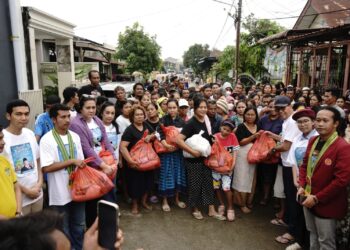 Tim Natal Nasional Bantu Distribusi Bantuan atas Instruksi Prabowo ke Sumut, Masjid Tampung Pengungsi dari Semua Umat