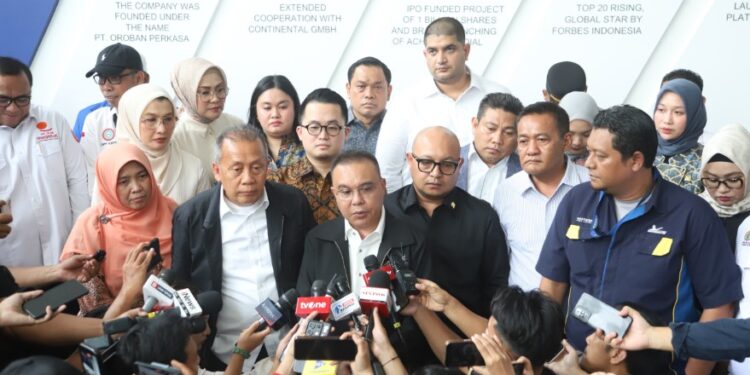 DPR RI Geruduk Pabrik Ban Michelin: Dasco Stop PHK Massal, Buruh Sorak Gembira