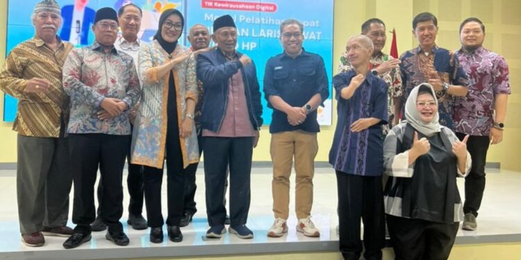 Menuju Indonesia Emas: DNIKS–BAKTI Bekali Warga Rentan dengan Keterampilan Digital