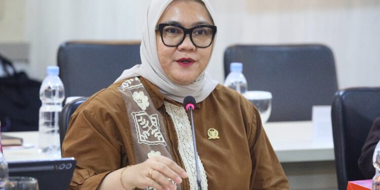 Senator Agita Dorong Penguatan Perlindungan dan Mekanisme Pemulangan PMI Non-Prosedural