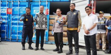 Kapolri: Temuan 87 Kontainer Pelanggaran Ekspor CPO Hasil Sinergi Polri, Bea Cukai, dan DJP untuk Cegah Kerugian Negara