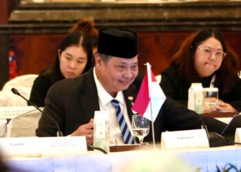Menko Perekonomian Airlangga Hartarto Tegaskan Indonesia Dorong Arsitektur Perdagangan Global yang Lebih Tangguh di Forum FMM Singapura