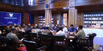 Rapat Hari Minggu, Prabowo Bahas Penertiban Hutan & Tambang: Negara Nggak Libur Urusan Lingkungan